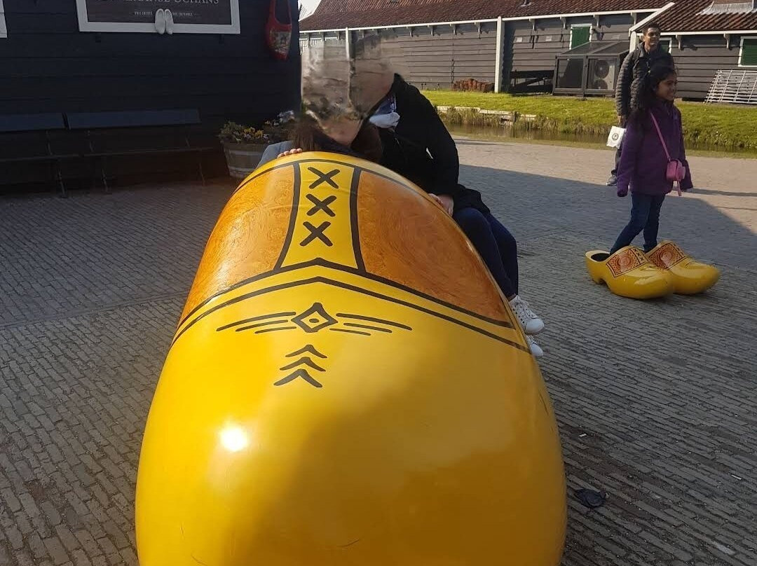 Wooden Shoe Factory Marken-马尔肯必去景点