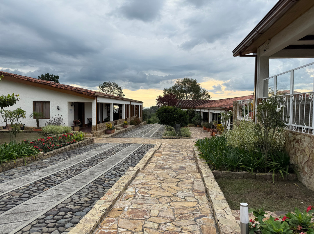 Hotel Estrella del Monte主图