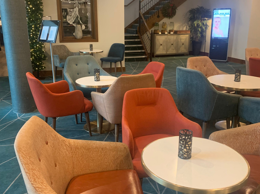 The McWilliam Park Hotel主图