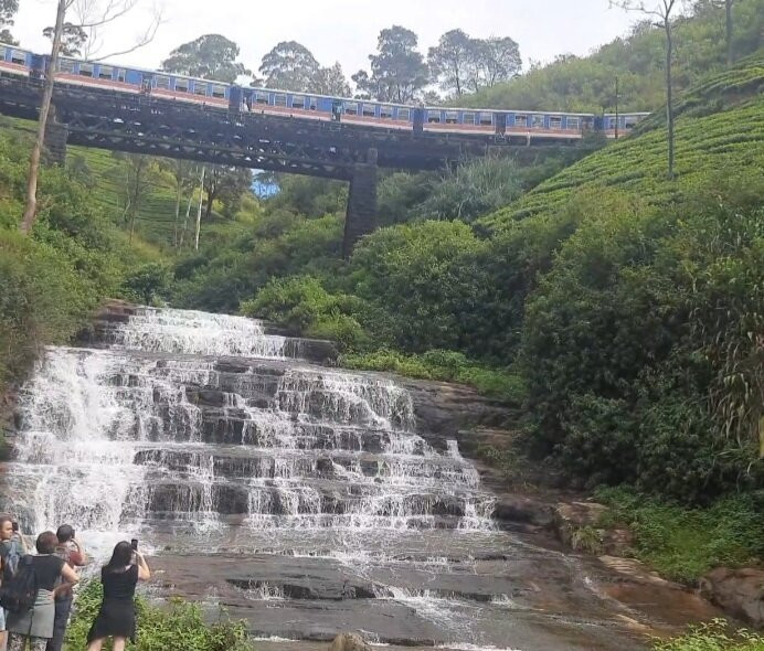 Nanuoya water fall