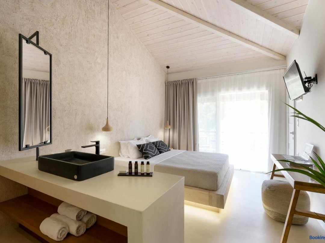 Karidi Beach Boutique Suites