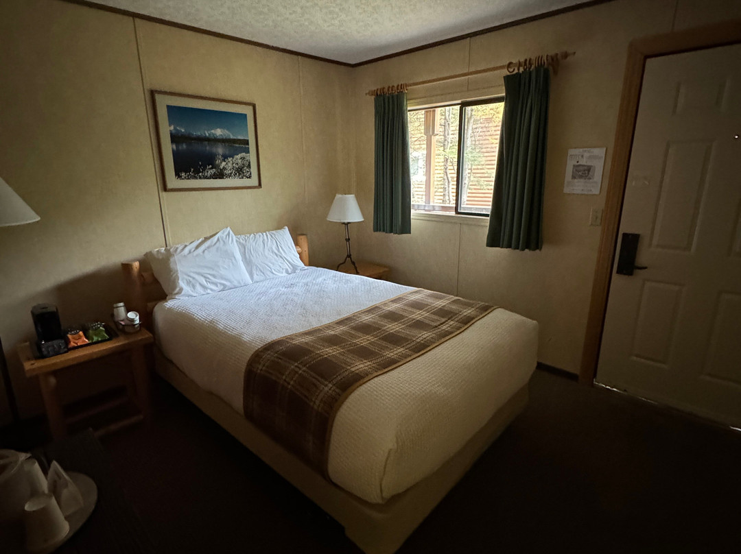 麦金利木屋度假村主图