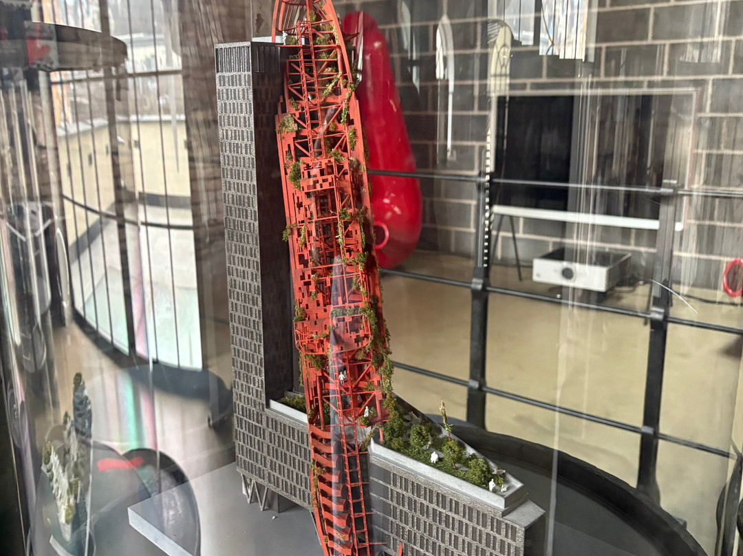 Musoleum David Černý-布拉格必去景点