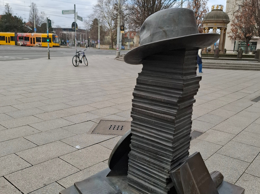 Erich Kaestner Denkmal-德累斯顿必去景点