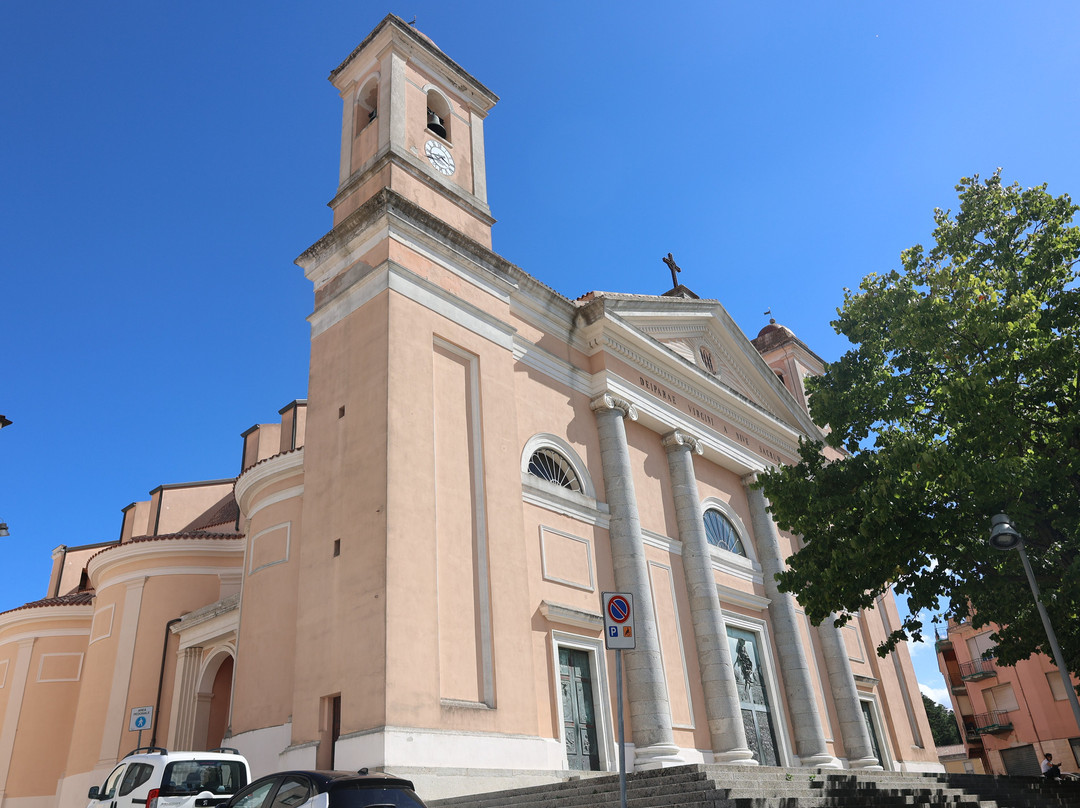 Cattedrale di Santa Maria della Neve-Nuoro必去景点