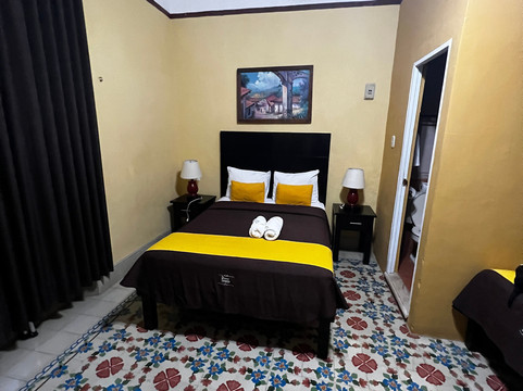 德尔佩雷格里诺酒店主图