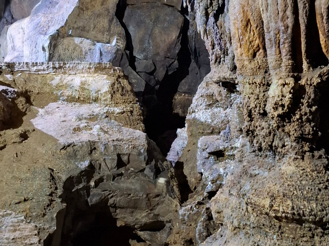 Ingleborough Cave景点图片