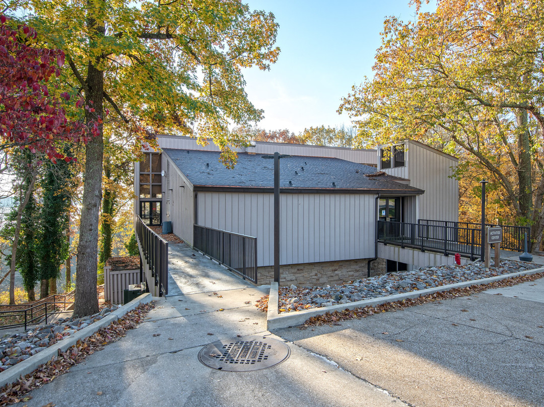 Lake Cumberland State Resort Park - Lodging主图