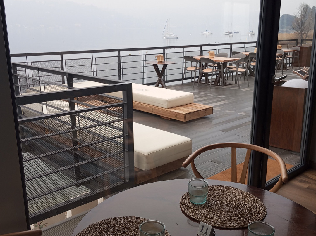 Lounge Bar La Noce-Angera必去景点