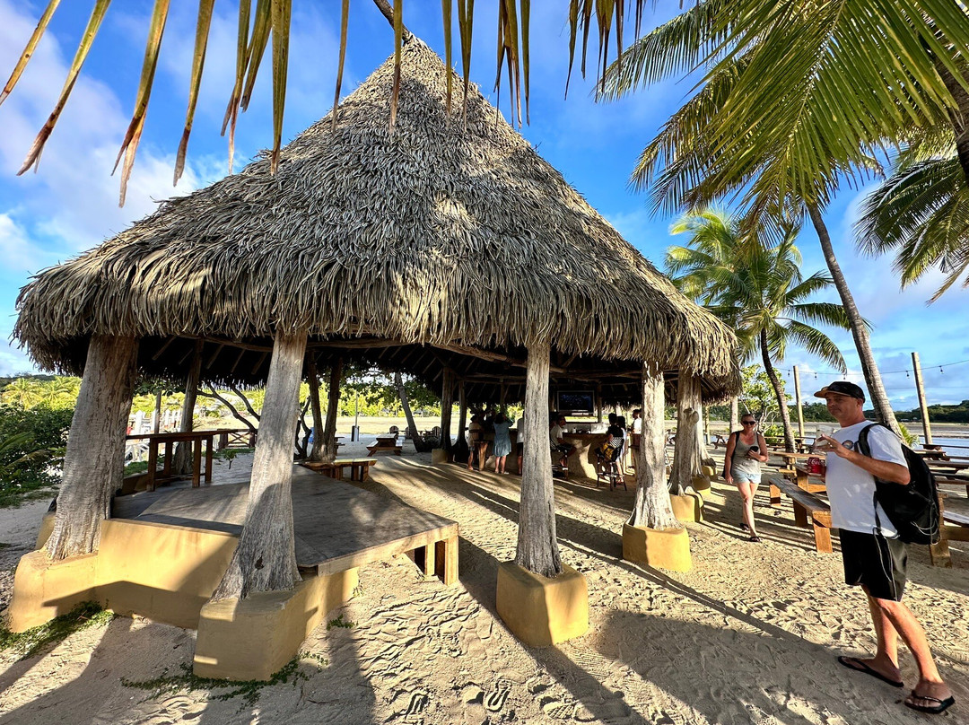Musket Cove Yacht Club Island Bar景点图片