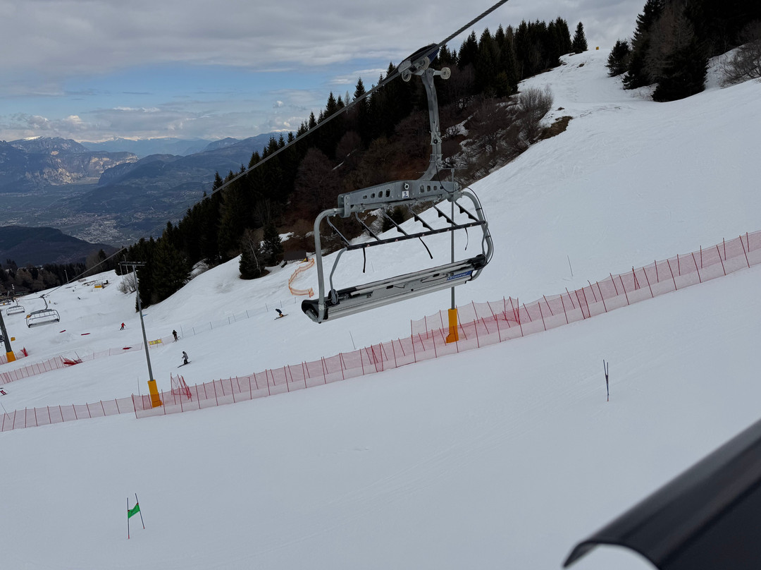 Monte Bondone Ski Area景点图片