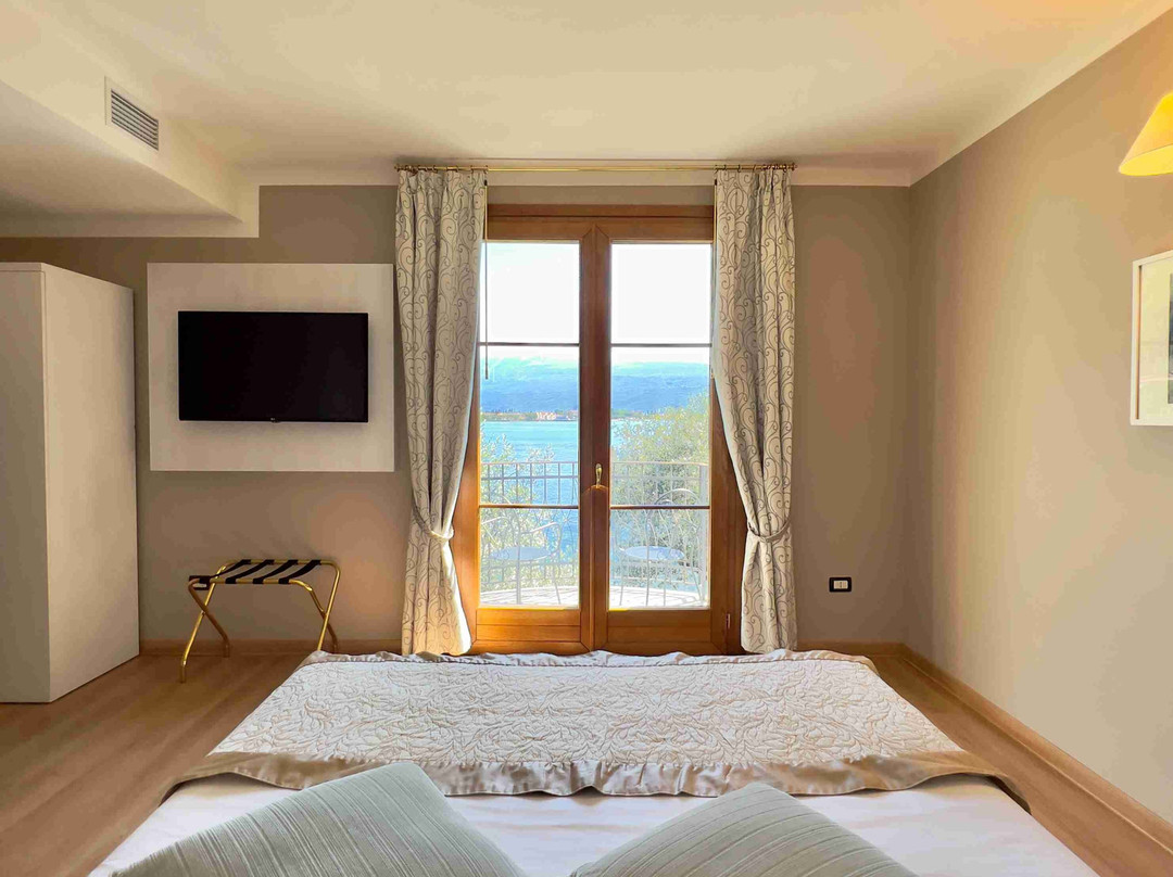 Hotel Villa Maria Au Lac主图