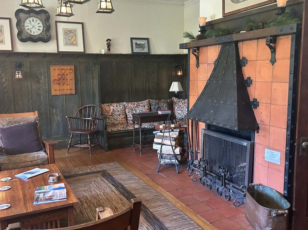 The Notchland Inn主图