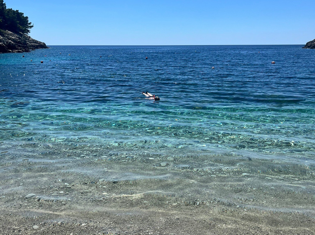 Saplunara Beach景点图片