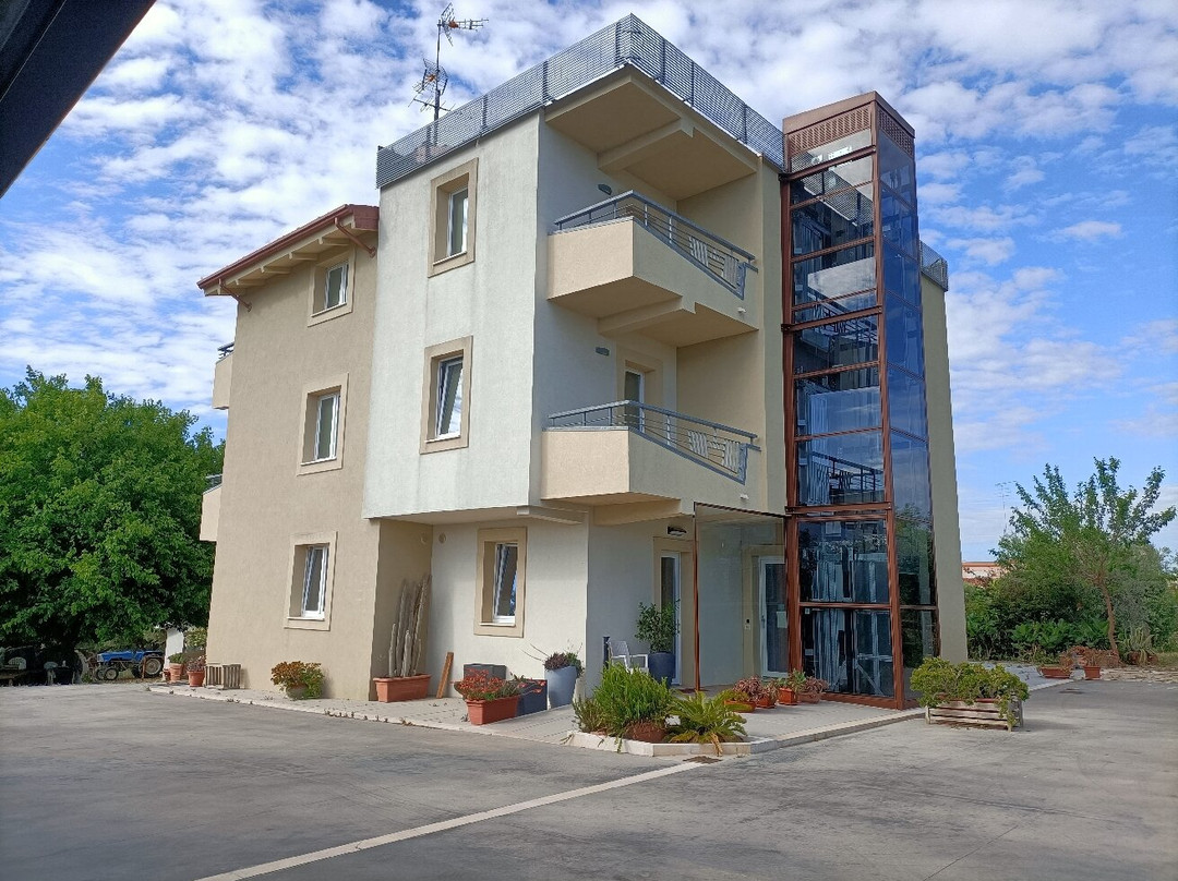 Il Gallo Con Gli Stivali主图