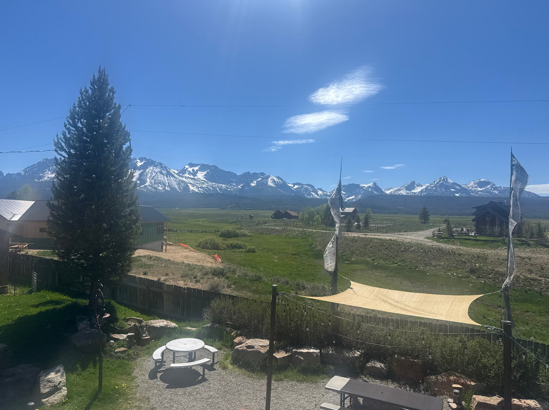 Sawtooth Hotel主图