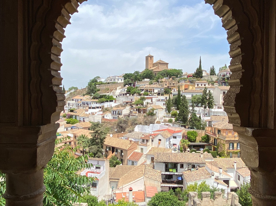 Guía Granada - Dara Cabrera Vega
