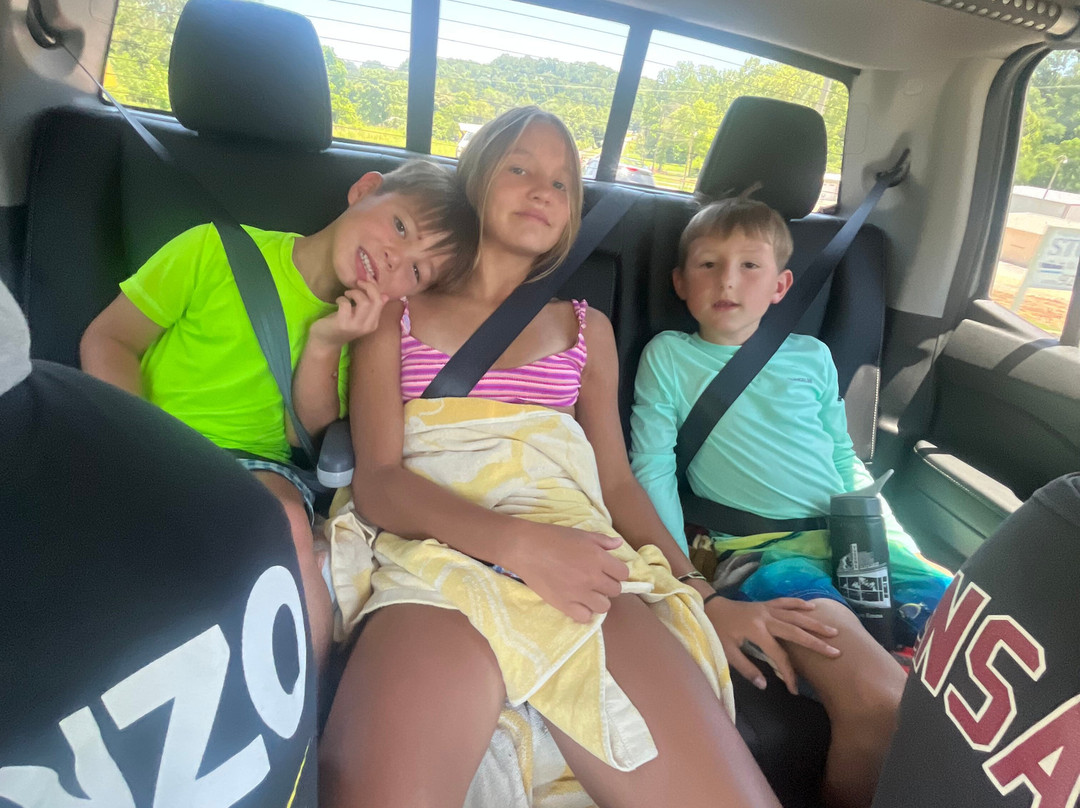 Big Elk Floats and Camping-Pineville必去景点