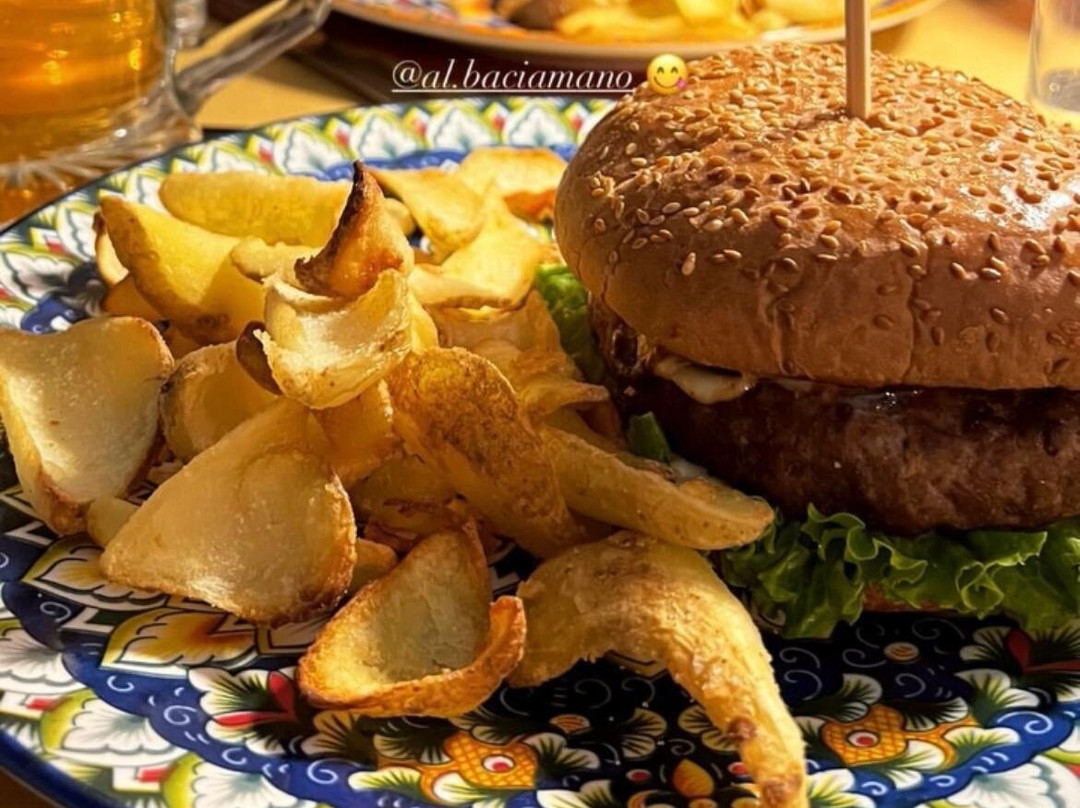Piegaro餐馆和美食-Al Baciamano