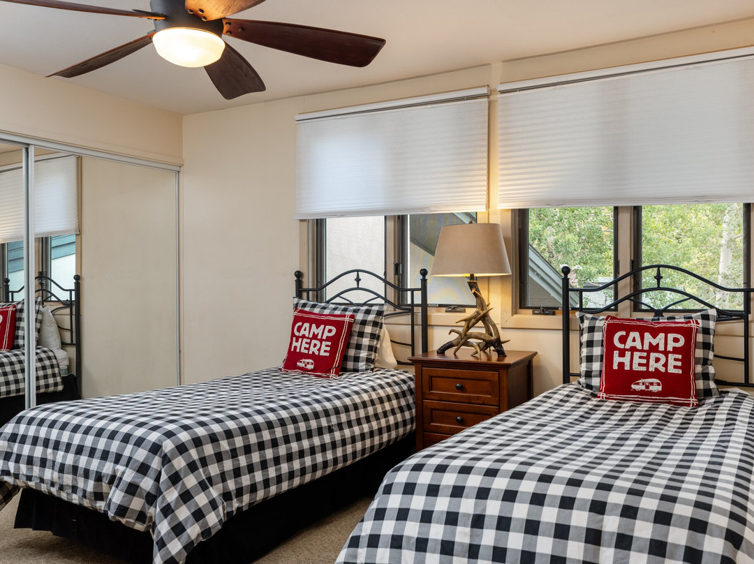 塔马拉克汤豪斯酒店主图