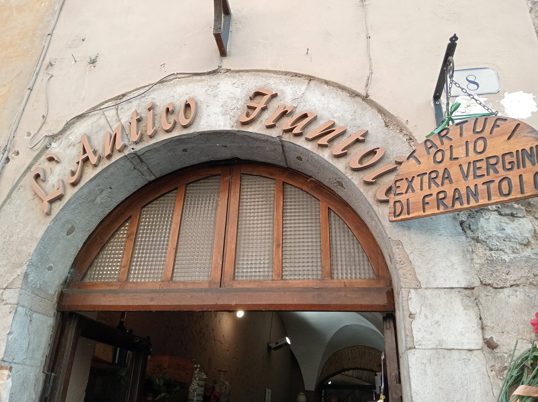 Piazza del Mercato-斯波莱托必去景点