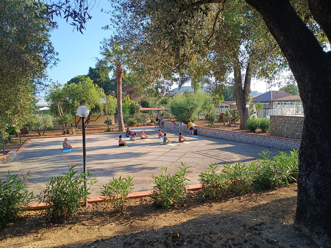 特利文托住宅酒店主图