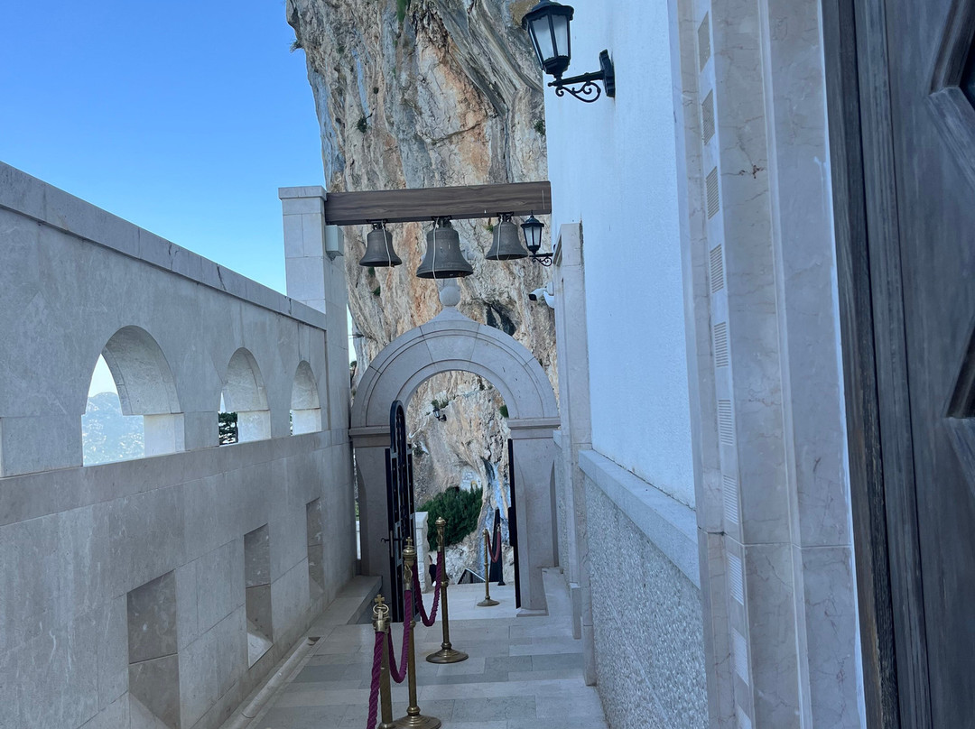 Taxi from Podgorica Airport-波德戈里察必去景点