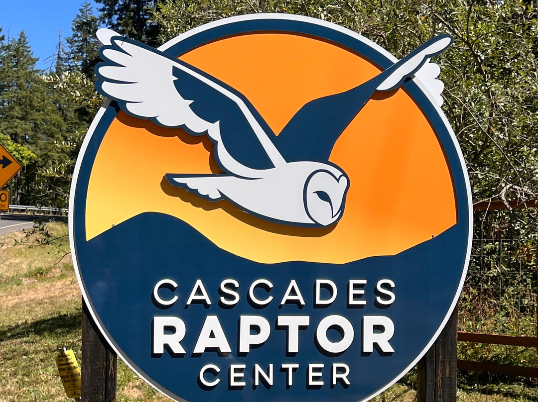 卡斯卡底猛禽中心-尤金必去景点