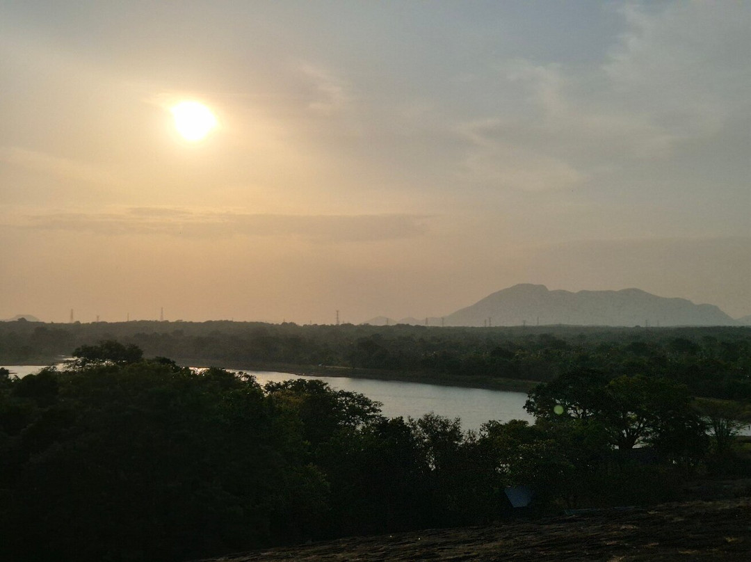 班咖拉瓦酒店主图