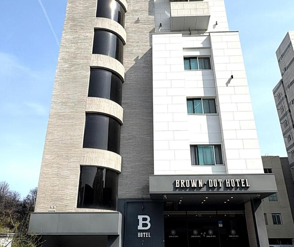 Brown Dot Hotel - Pohang Jukdo