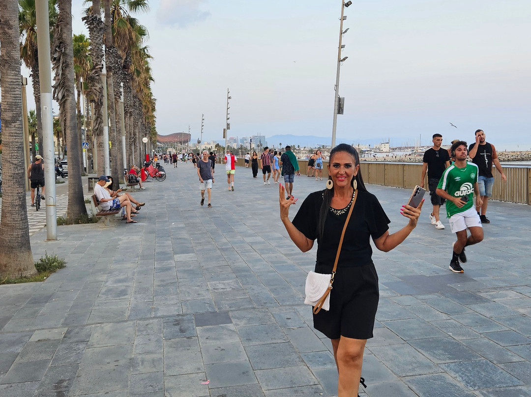 Badalona Beach-巴达洛纳必去景点