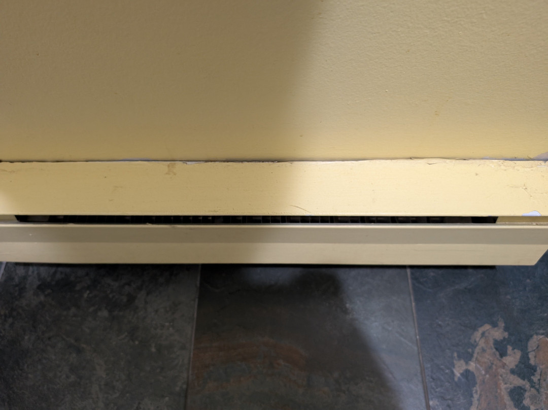 Port-O-Call Inn & Suites主图