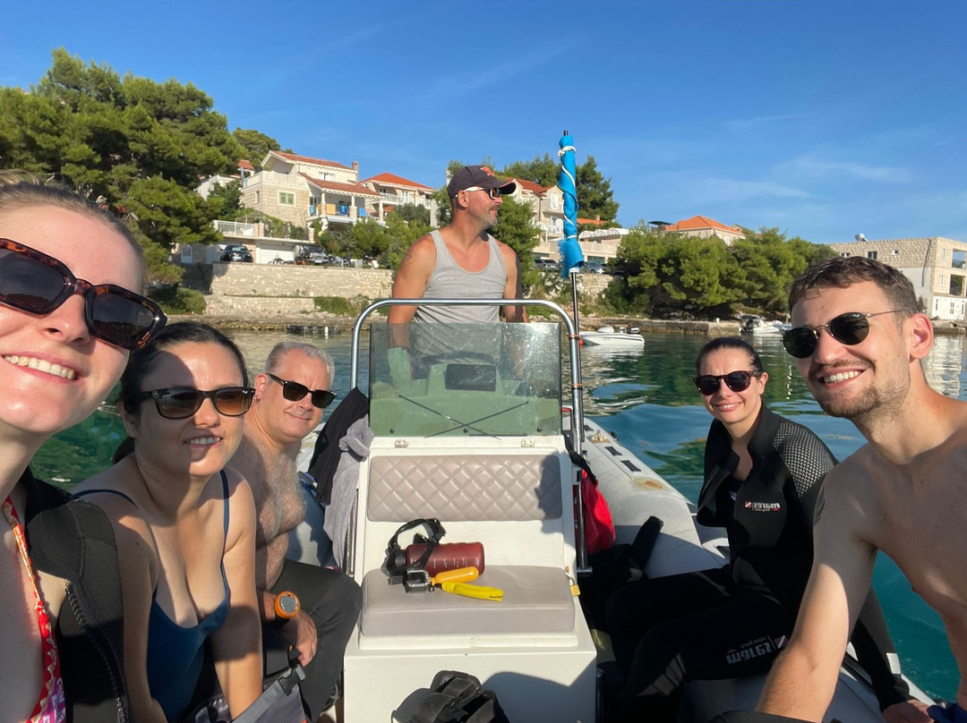 LumbardaBlue-伦巴达必去景点