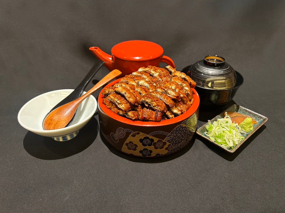 うなぎ料理三代目 うな東 中川本店 昭和四十四年創業