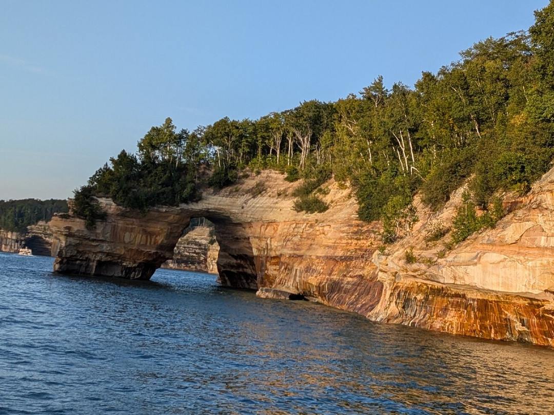 Pictured Rocks Cruises-缪尼辛必去景点