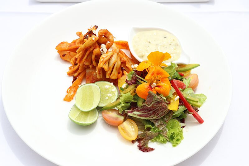 莫鼎人工林酒店主图