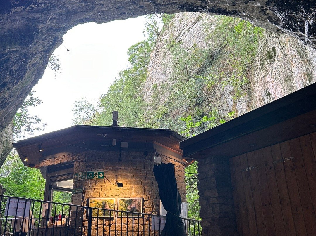 Peak Cavern-Castleton必去景点