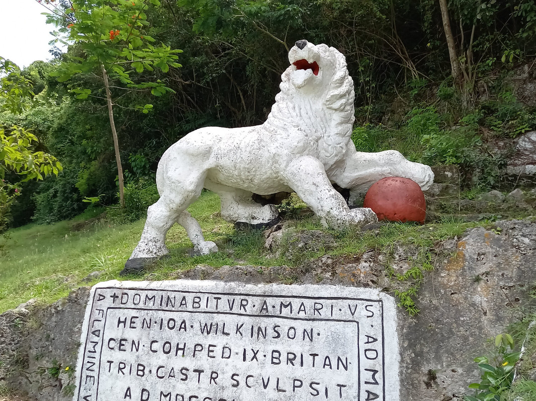 Gun Hill Signal Station-Saint George Parish必去景点