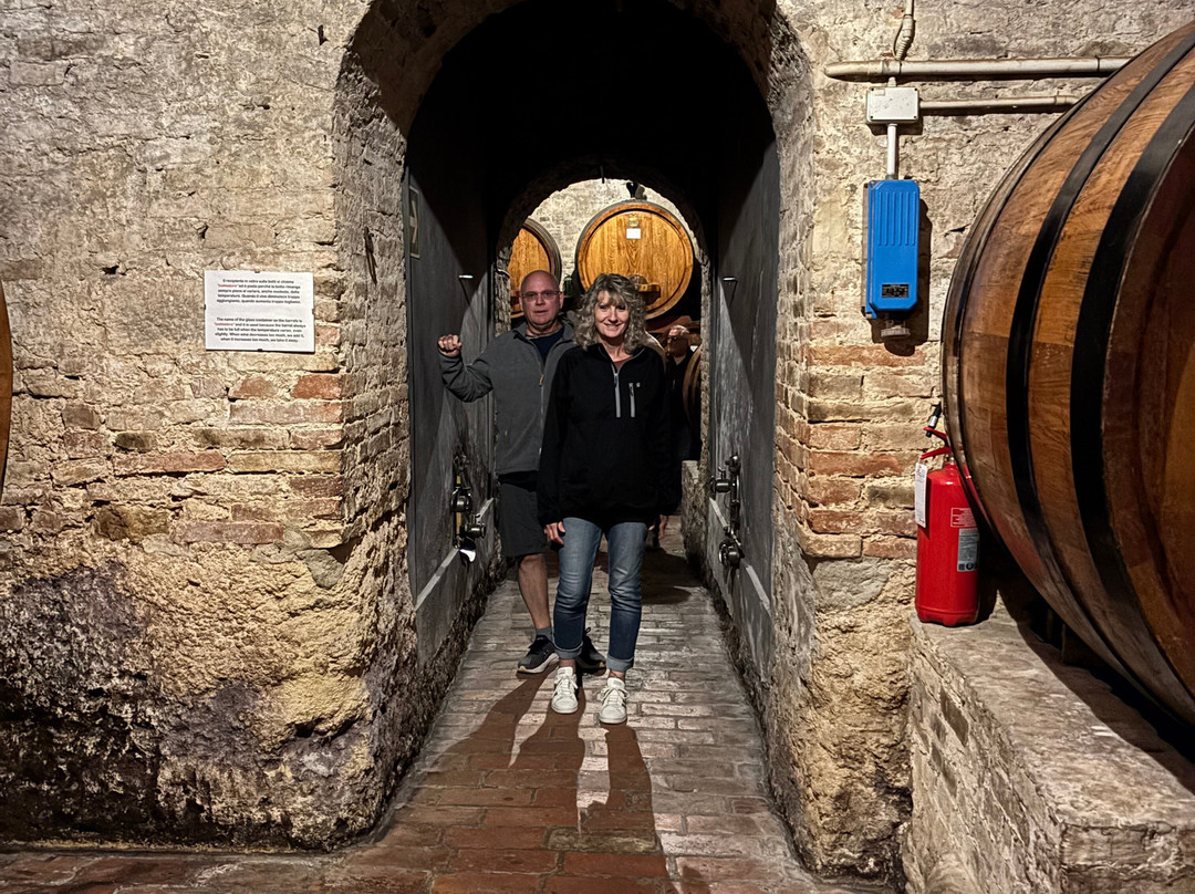 Girosole Italy Walking Tours-Abbadia San Salvatore必去景点