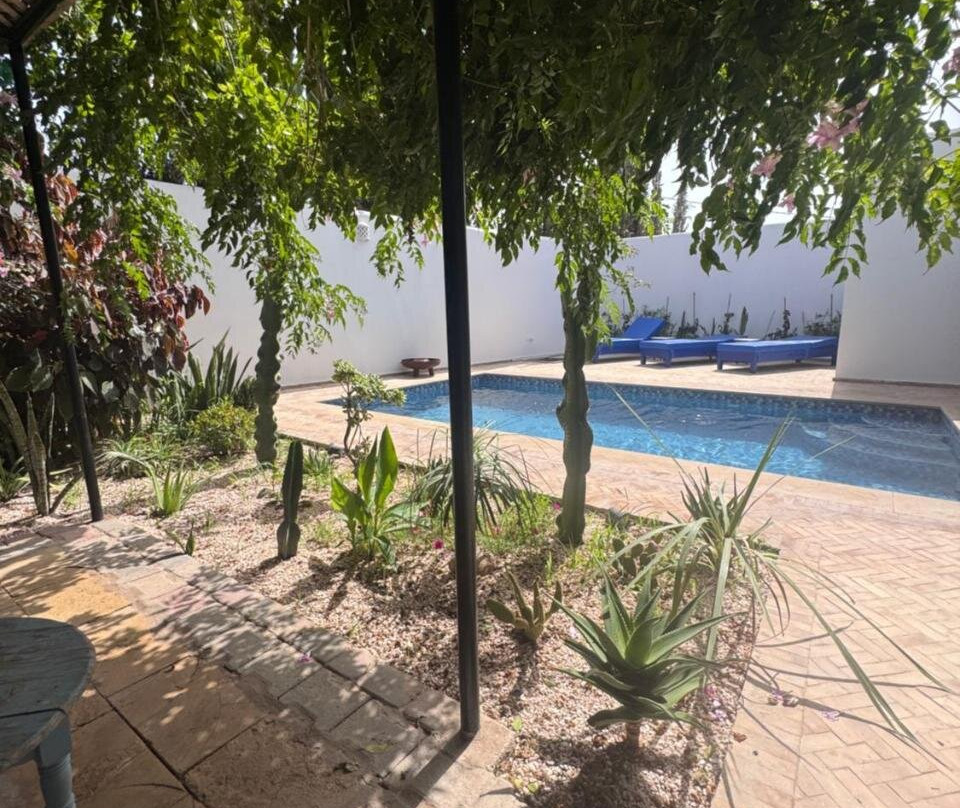 Dar D Art Luz Galerie Boutique Guest House