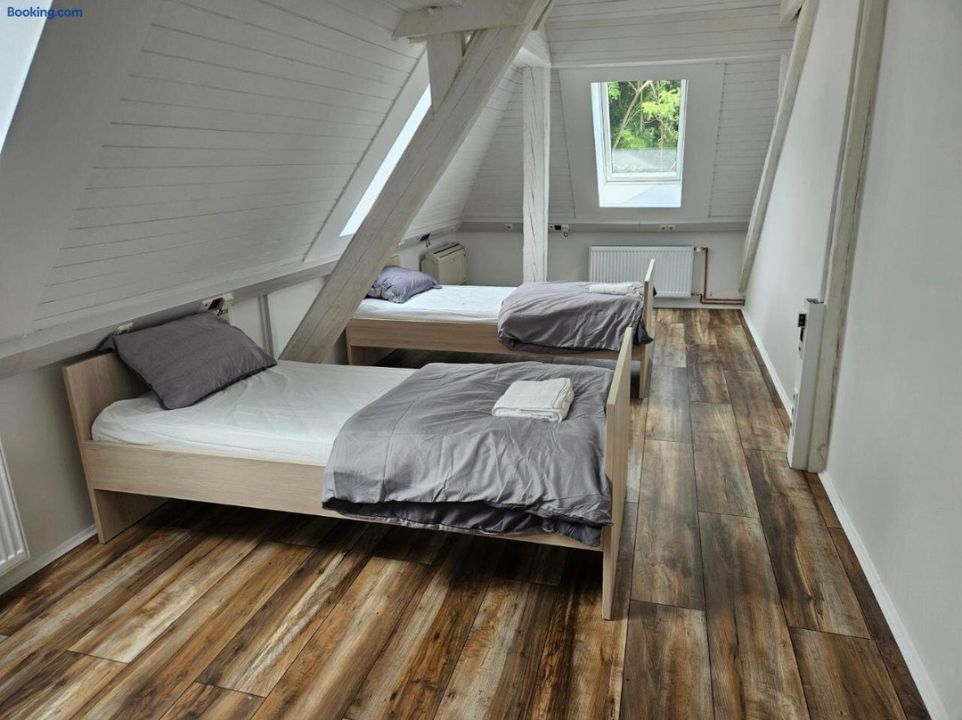 Hostel Toper