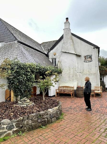 Unique Devon Tours-牛顿阿伯里必去景点