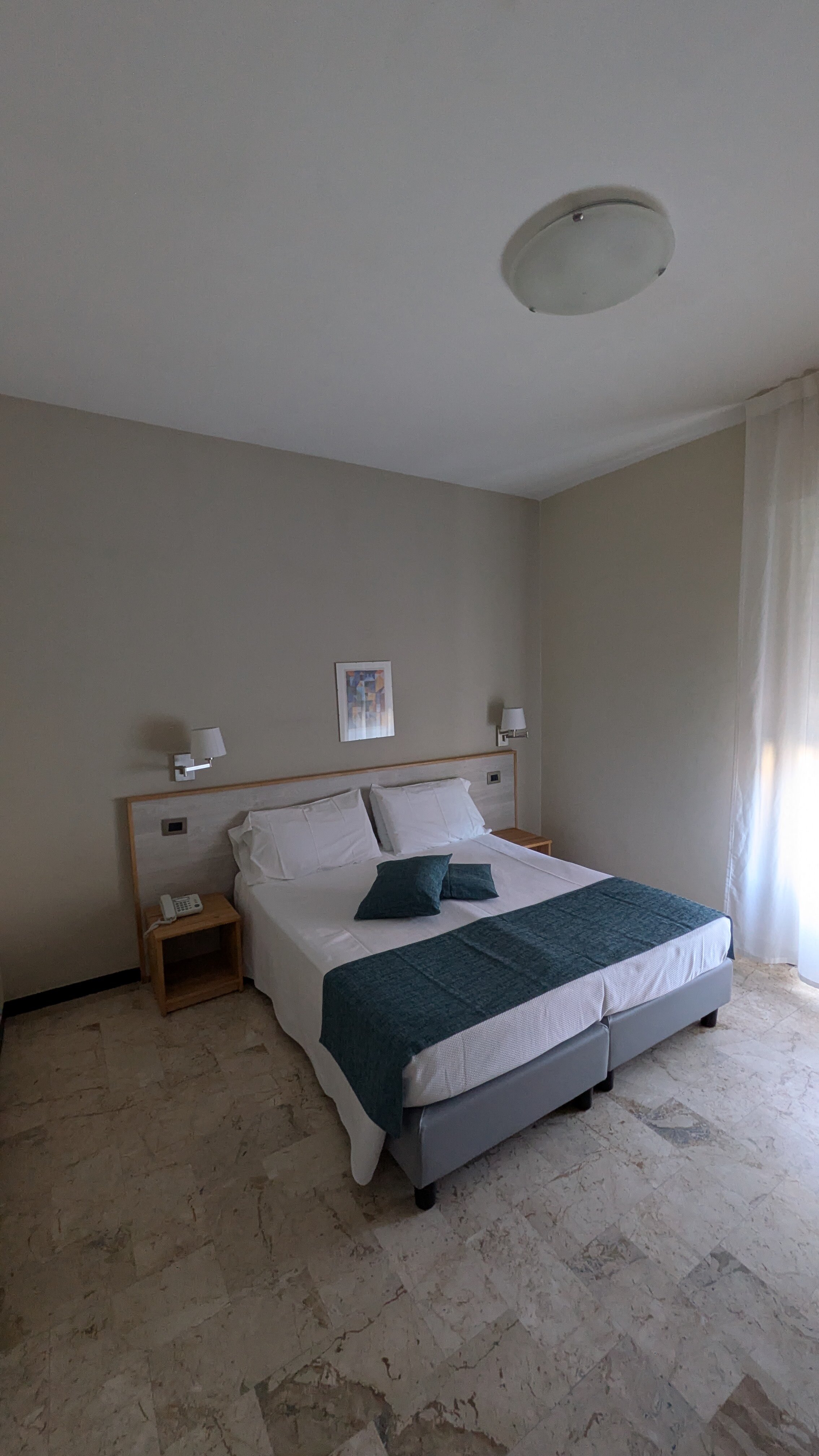 Hotel Mediterranee-客卧