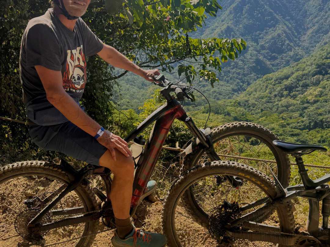 Eco Ride Mountain Bike & Hiking Tours-瓦拉塔港必去景点