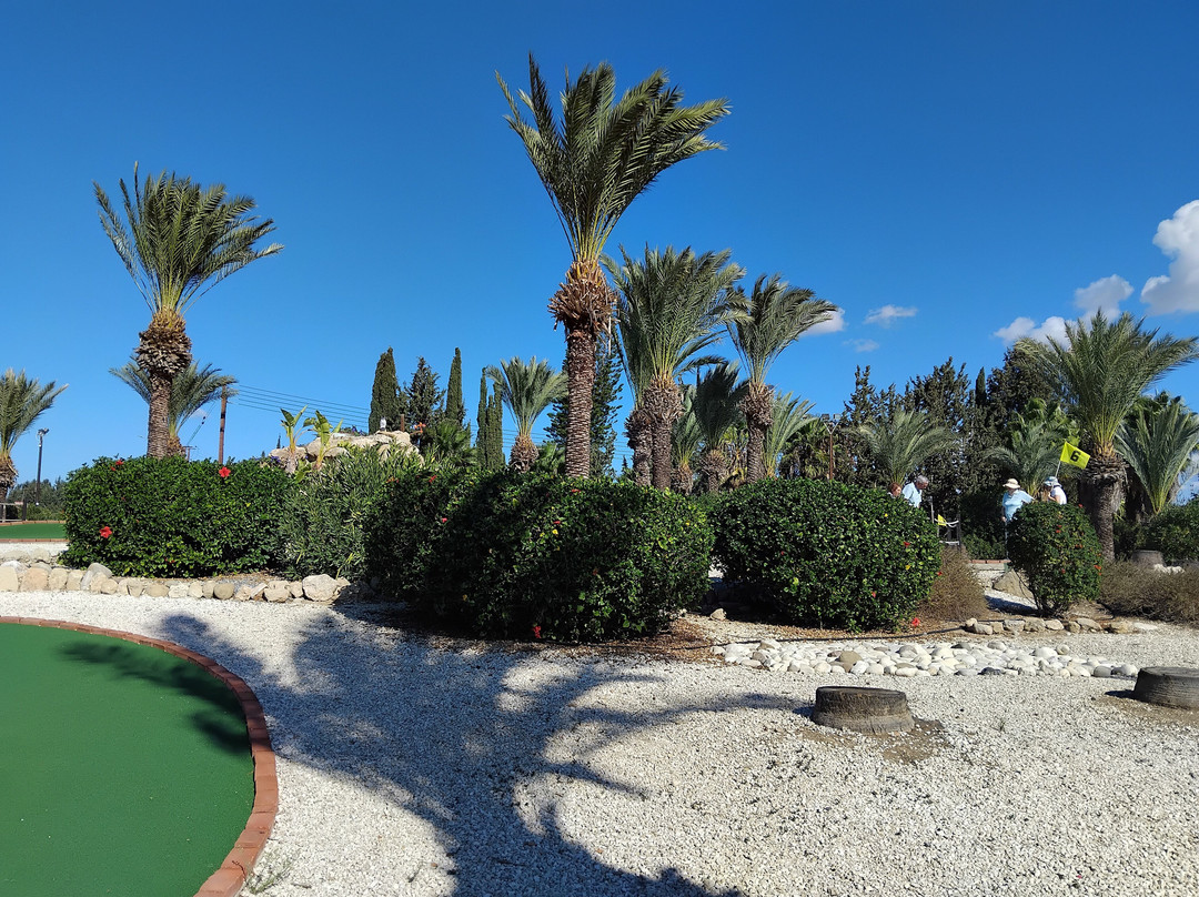 Island Cove Adventure Mini Golf-Geroskipou必去景点