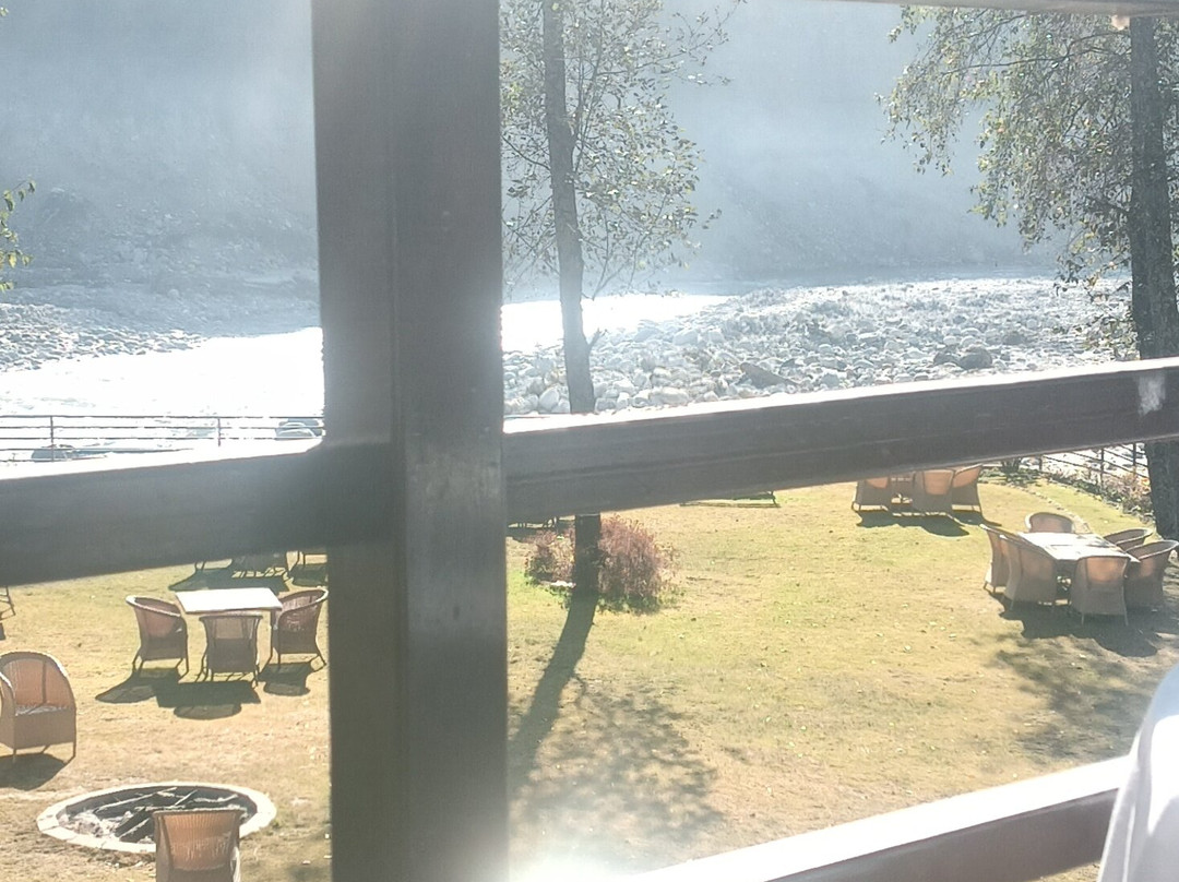 跨度温泉度假村主图