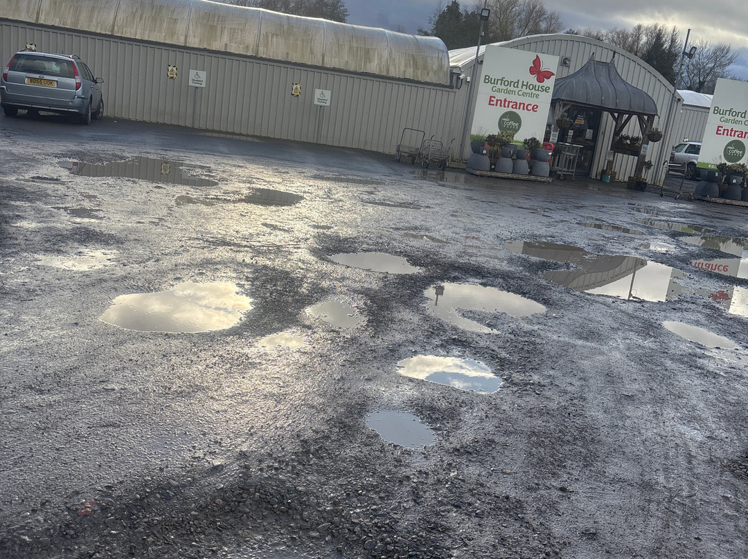 Burford House Garden Centre-Burford必去景点