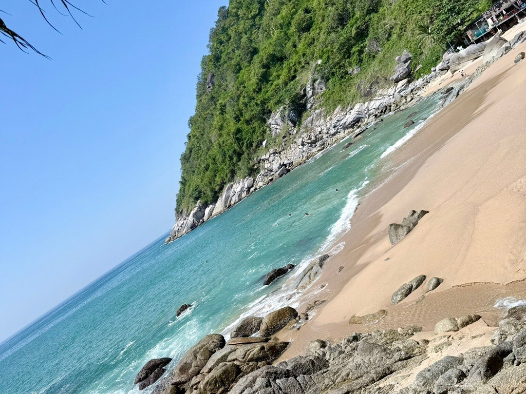Nui Beach Phuket-卡伦必去景点