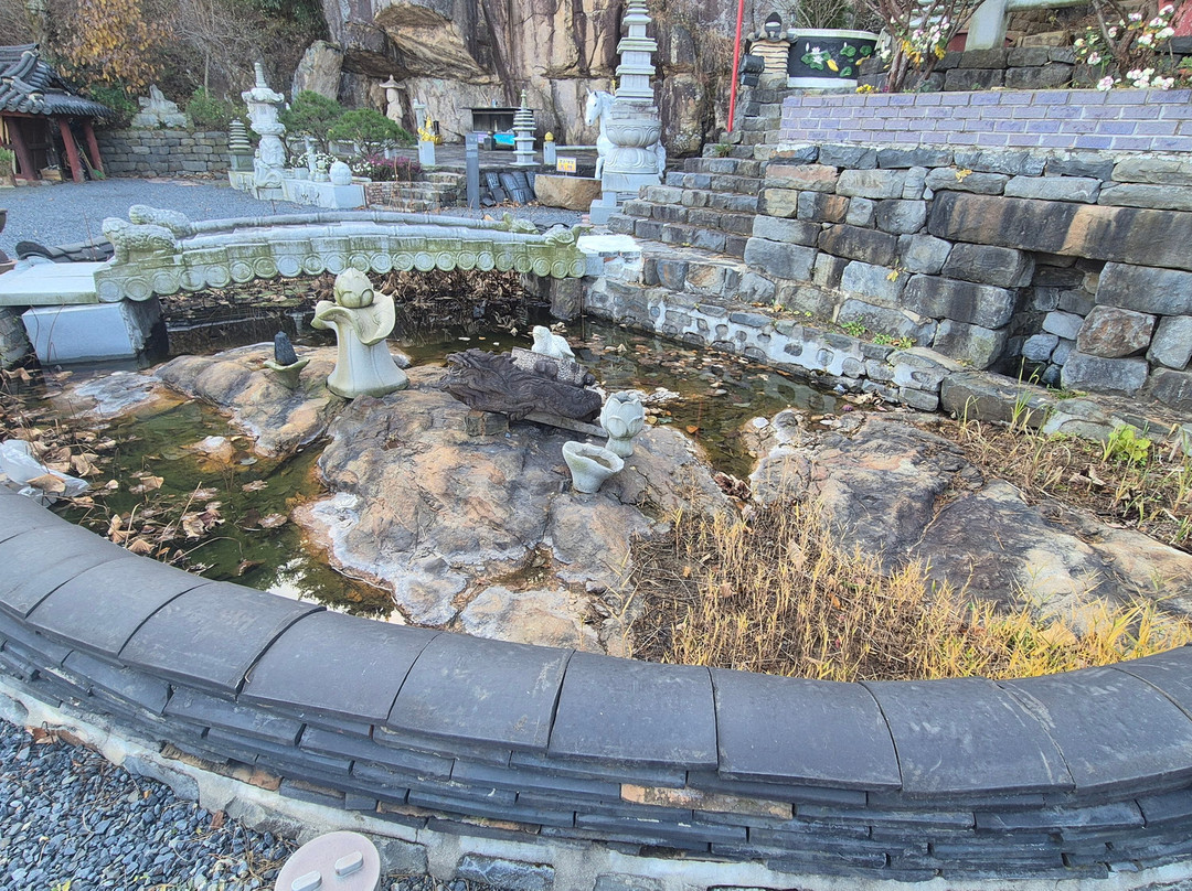 Wangdaesa-保宁市必去景点