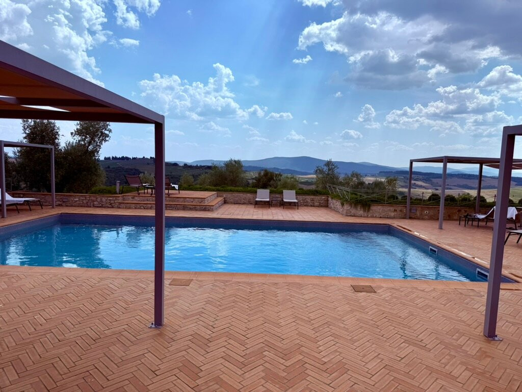 洛坎达利皮亚塞酒店主图